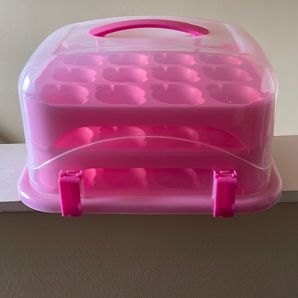 Cupcake container